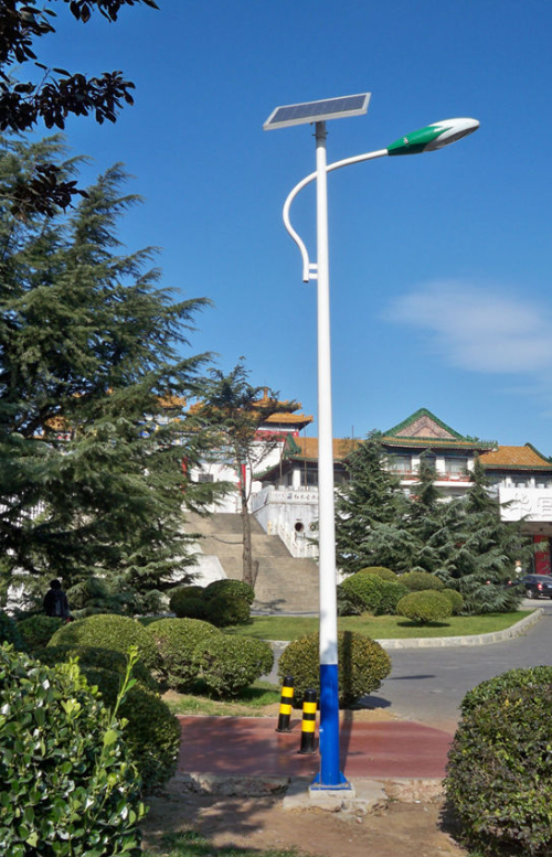 道路太陽能路燈你知道怎么選擇瓦數(shù)嗎？