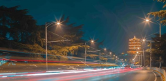 道路路燈為什么大多數(shù)都是暖色的？